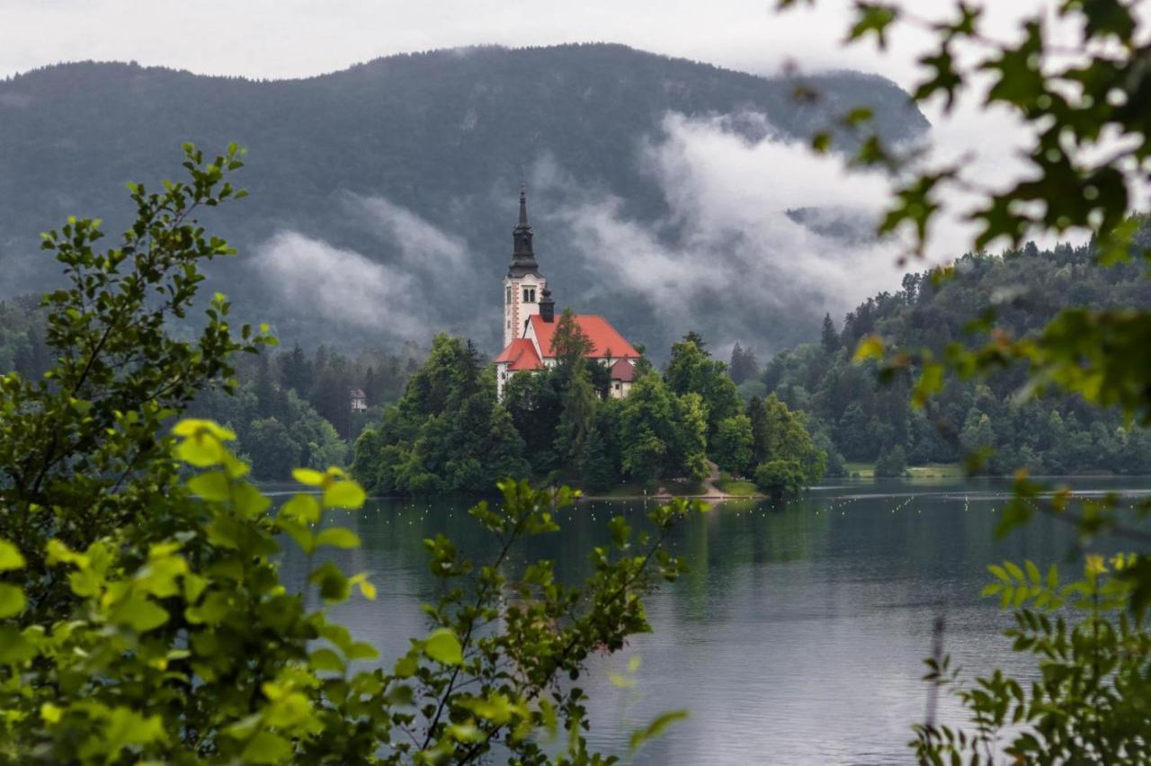 Apartment In The Heart Of Bled With Views Exterior photo